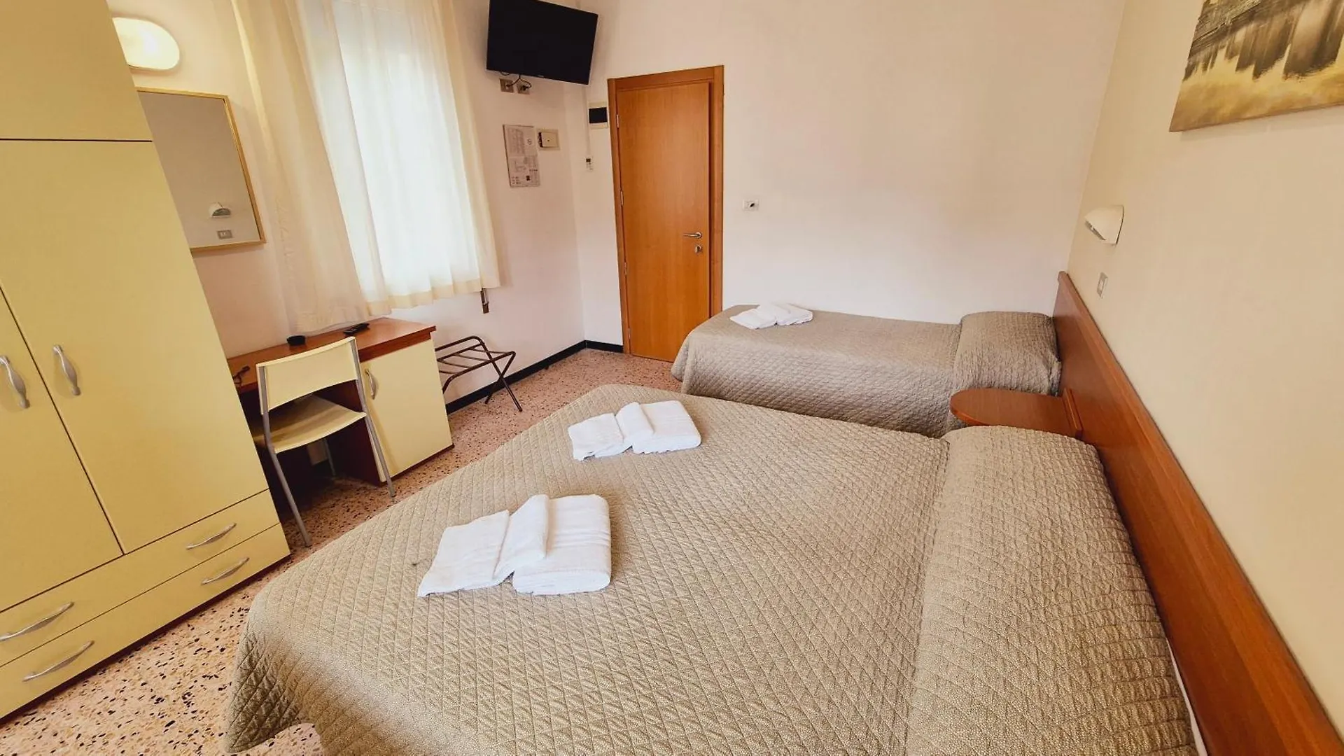 Hotel Arno Cesenatico 3*,  Italy
