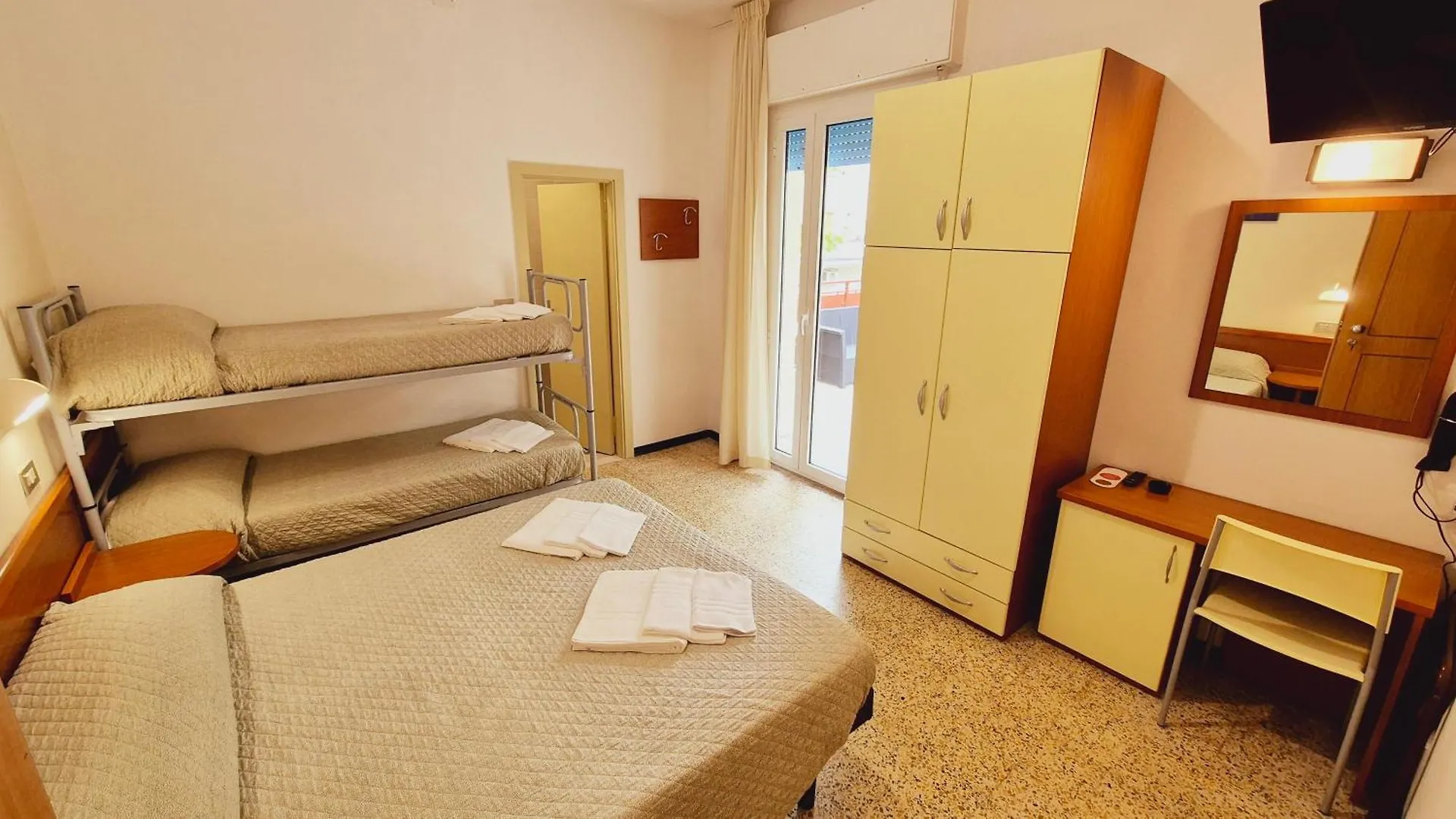 Hotel Arno Cesenatico 3*,  Italy
